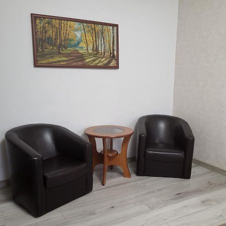 Apartament Cu 3 Camere Chiar In Inima Capitalei Bucarest Esterno foto