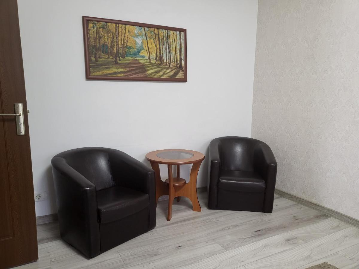 Apartament Cu 3 Camere Chiar In Inima Capitalei Bucarest Esterno foto